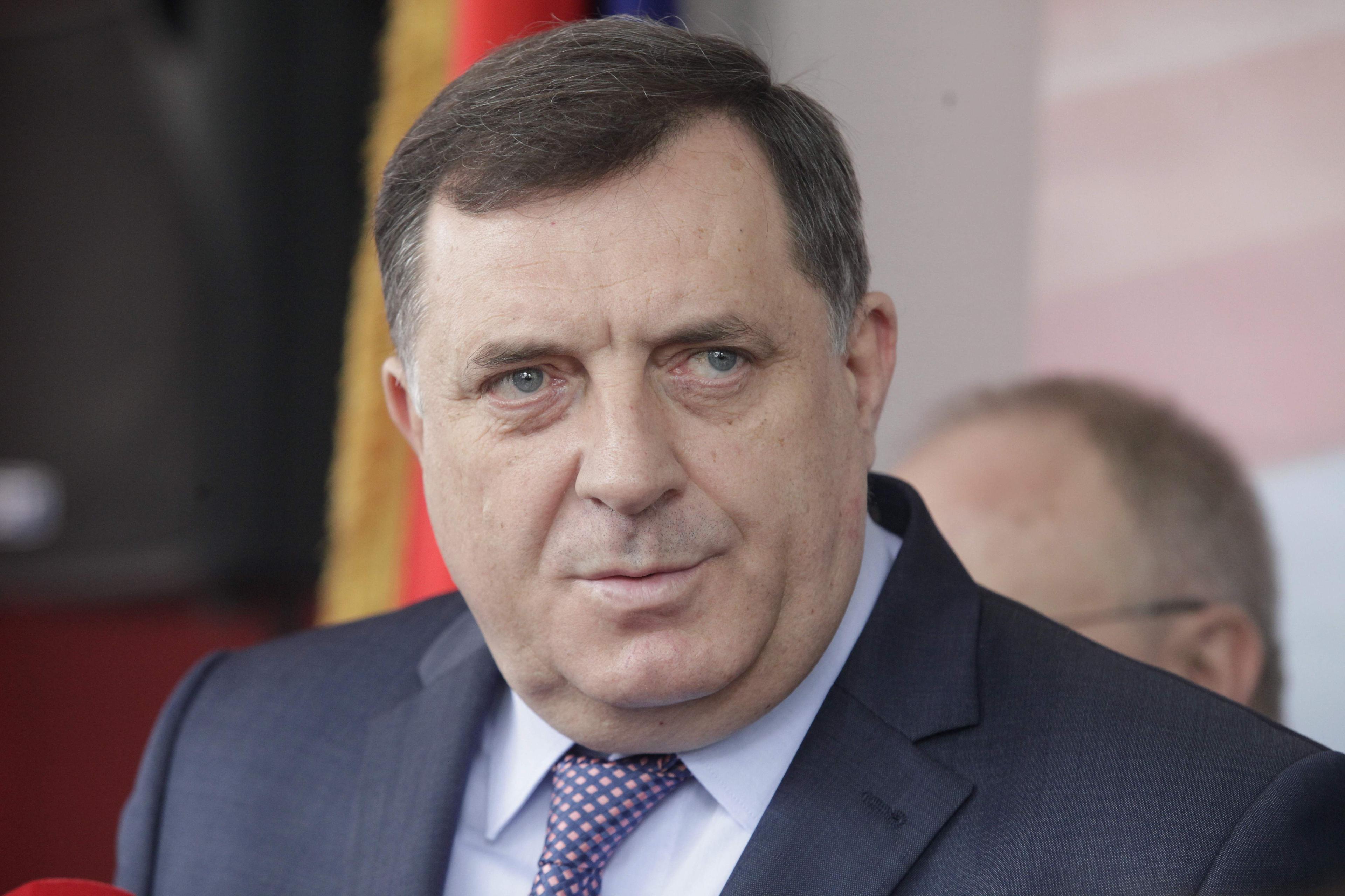 Dodik: Testiran na koronavirus - Avaz