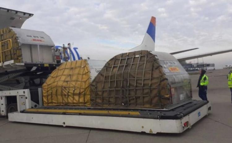 The plane with the first doses of Pfizer's vaccine landed at the Belgrade airport - Avaz