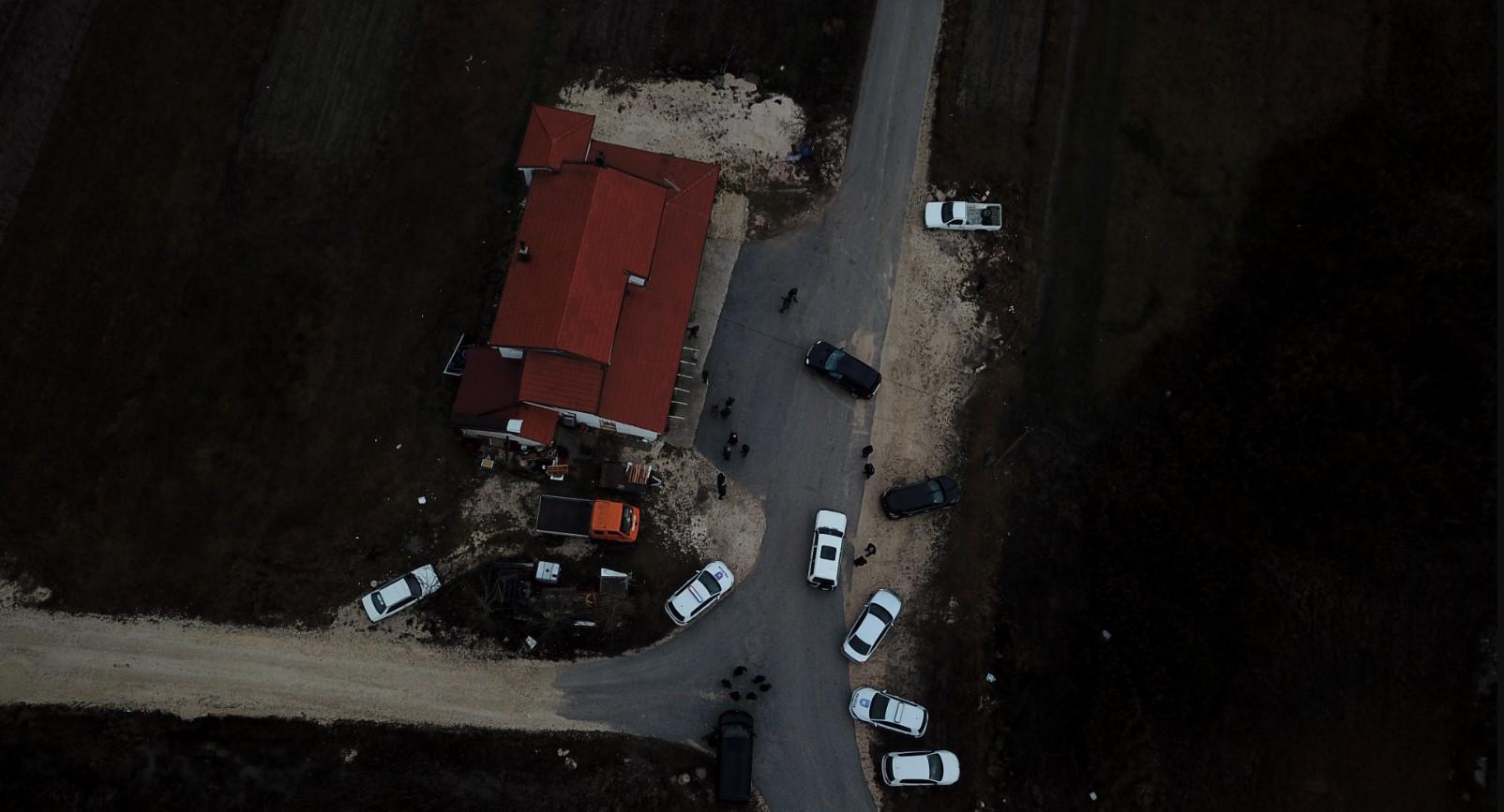 Potresan video: Vozila odvezla beživotna tijela četiri djevojke i četiri mladića