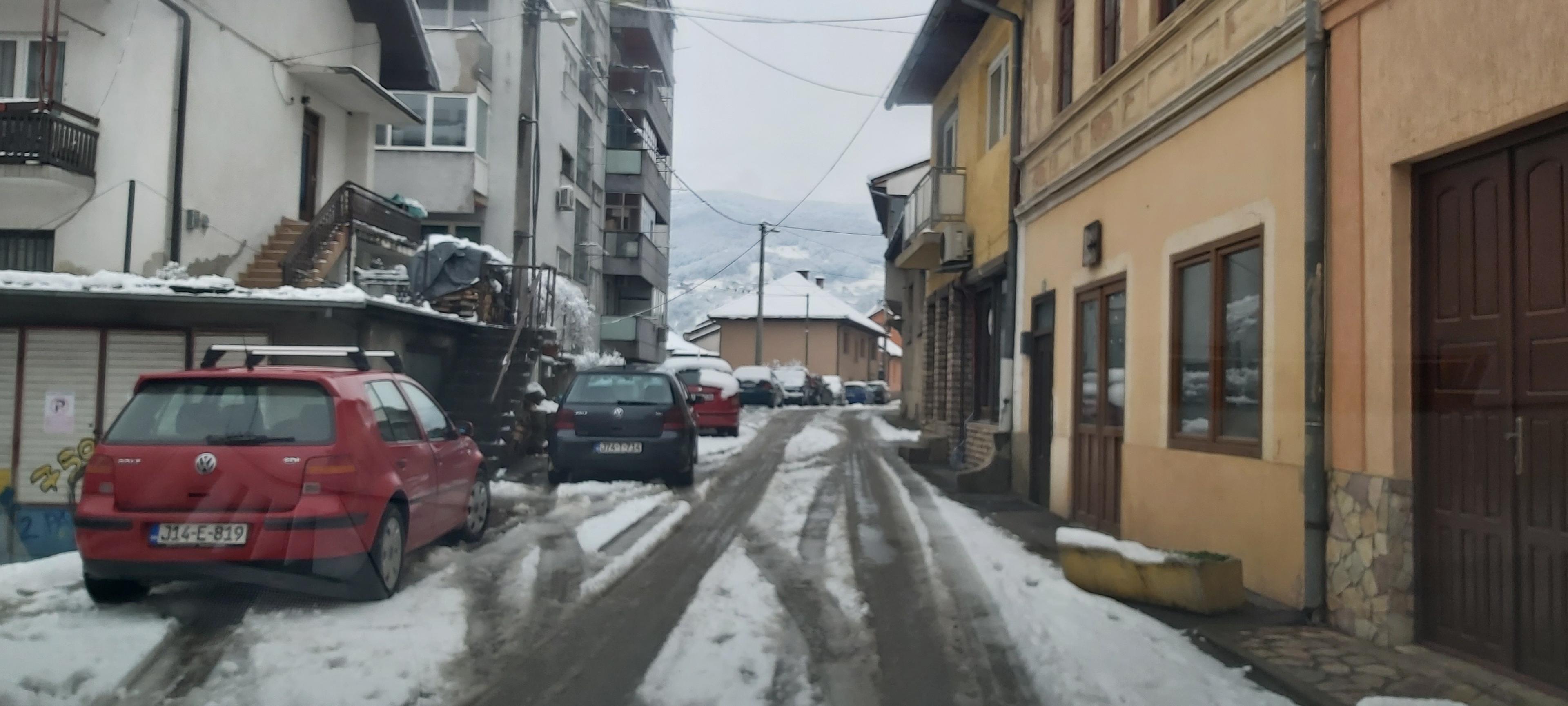 Goraždanske ulice pod snijegom - Avaz