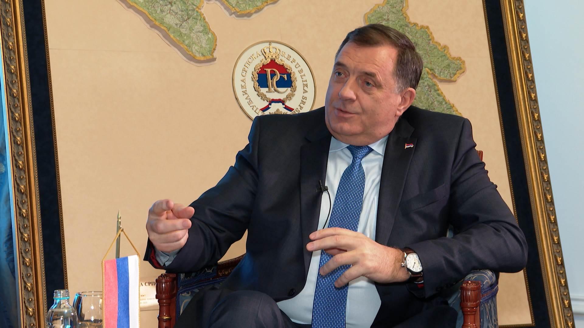 Dodik on the conversation with Borrell: RS has the right to its position and will not change it