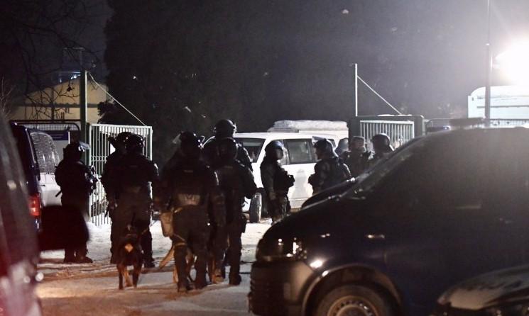 Two police officers injured last night in migrants’ scuffling in Blažuj