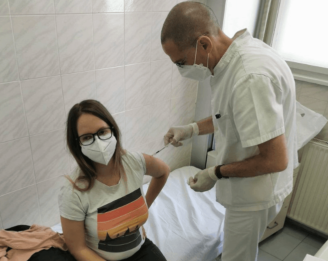 Novinarka "Blica" podijelila iskustvo primanja vakcine protiv koronavirusa: Dobila burne reakcije