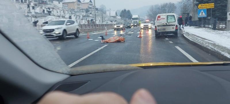 U saobraćajnoj nesreći u mjestu Dobrnja poginuo pješak