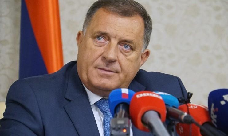 Dodik announces the filing of individual lawsuits against CEC B&H members