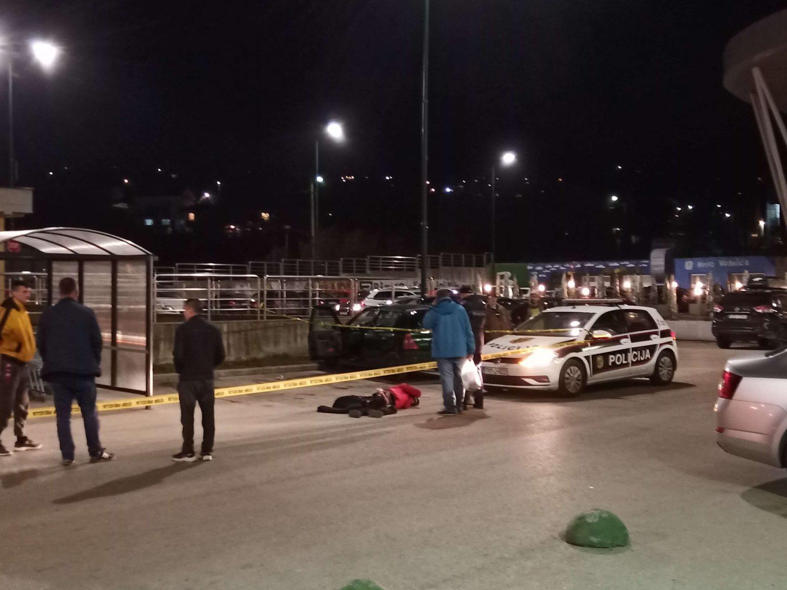 Migrant nepomično ležao na parkingu u Vogošći