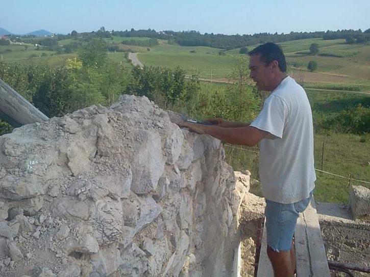Mesud Keranović iz Cazina odlučio da obnovi davno srušenu crkvu