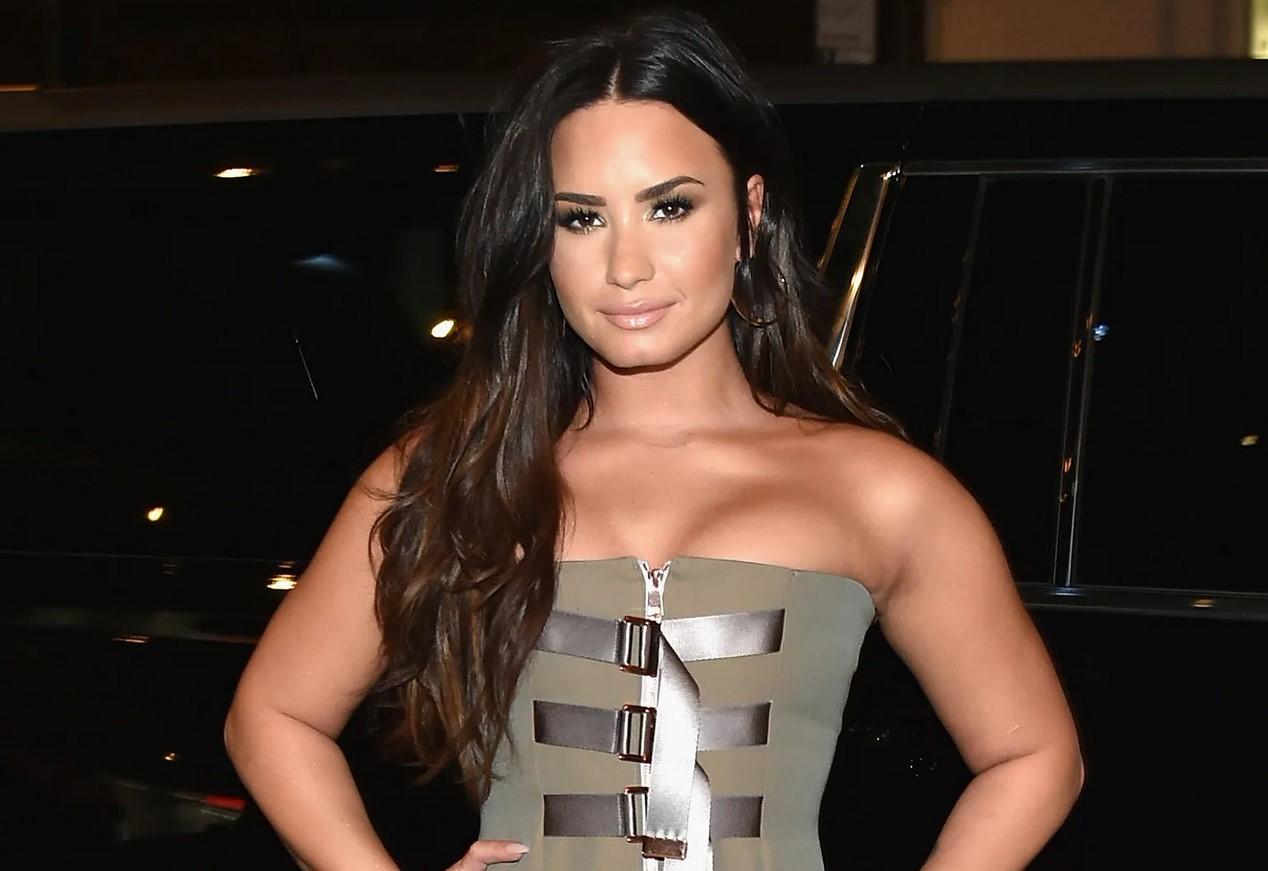 Demi Lovato imala tri moždana i srčani udar nakon predoziranja 2018. godine