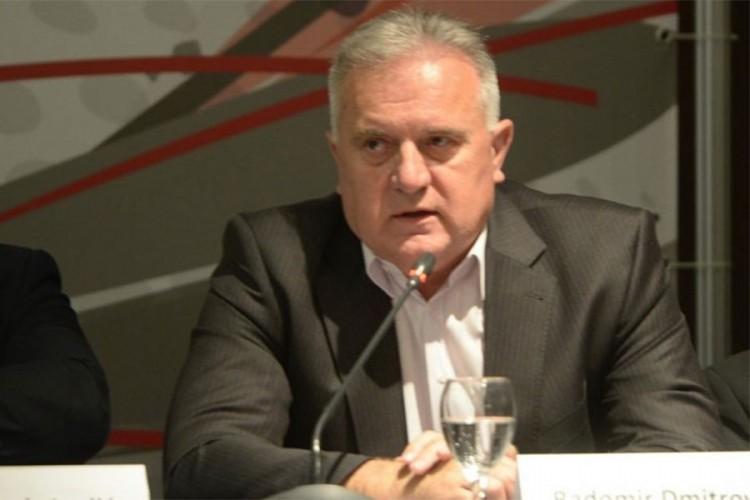 Odvrnuli šarafe na točkovima službenog automobila ministra Dmitrovića
