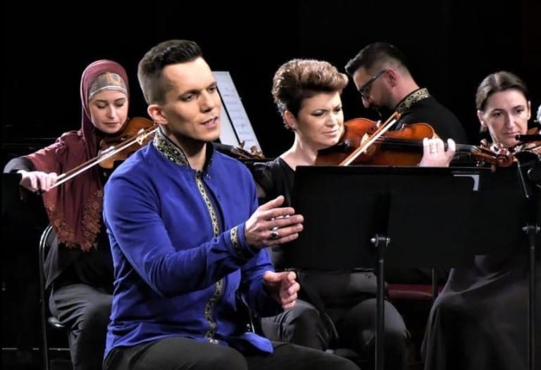 Sarajevska filharmonija i Armin Muzaferija za Dan nezavisnosti poklonili pjesmu "Studen vodo"