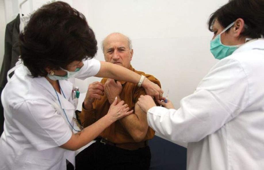 Njemački imunolog: Pogriješili smo, nismo trebali vakcinisati prvo starije