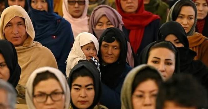Afghan women leave journalism in droves as violence soars