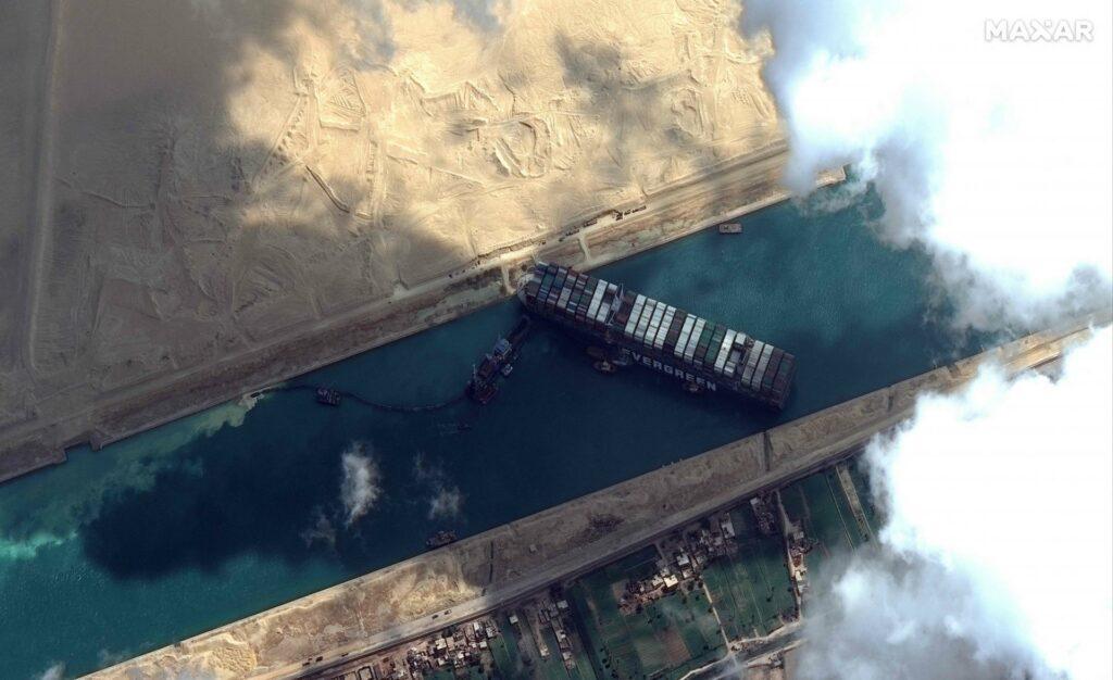 Blokiran Sueski kanal - Avaz