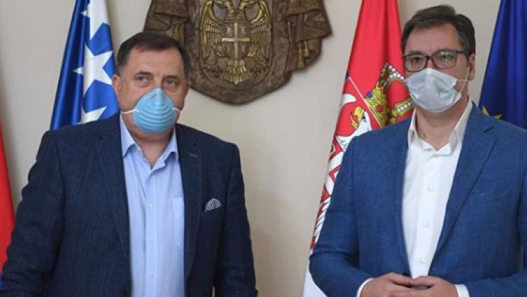 Vučić će danas uručiti vakcine Dodiku za RS
