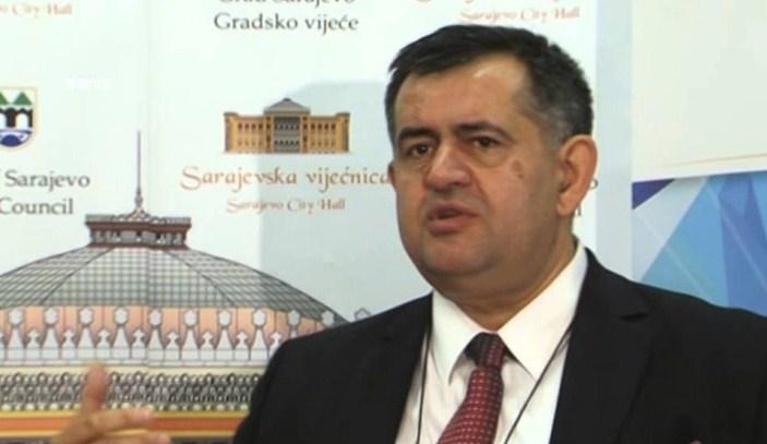 Korajlić podnosi ostavku u znak podrške demonstrantima