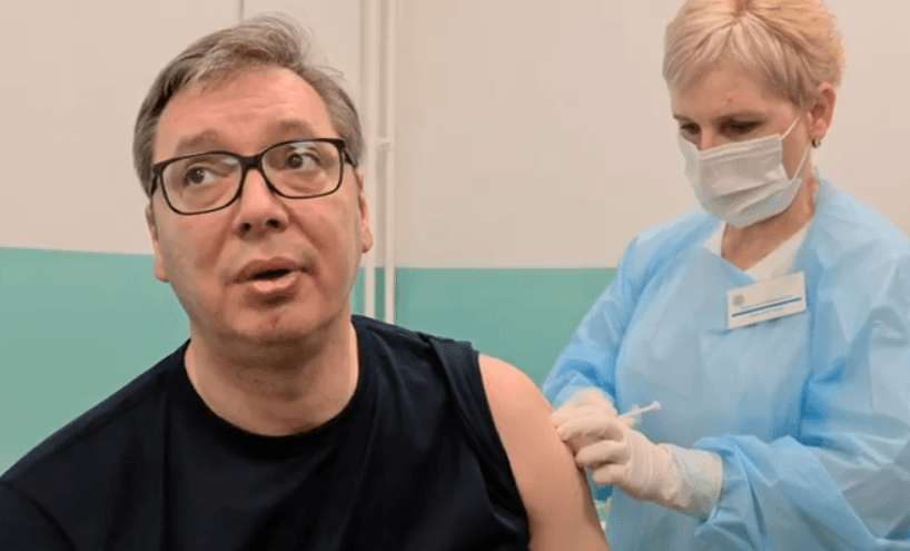 Vučić primio drugu dozu vakcine Sinofarm