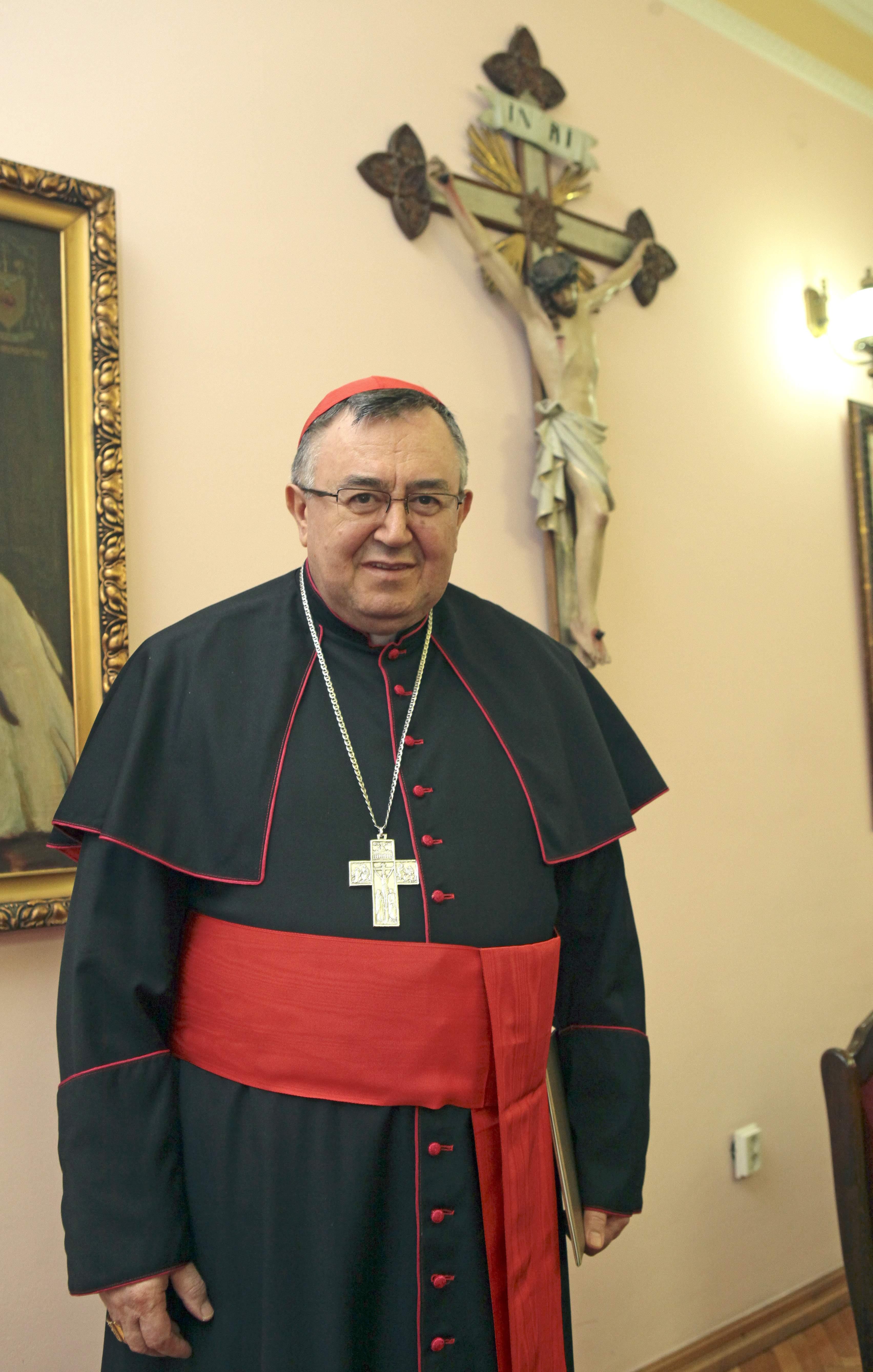 Cardinal Puljić congratulates Easter to Orthodox bishops in B&H