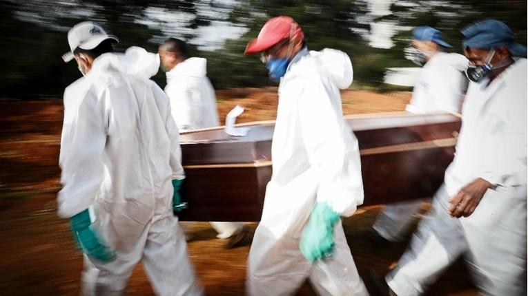 U Brazilu preko 400 hiljada umrlih od korone, stručnjaci kažu da može biti i gore