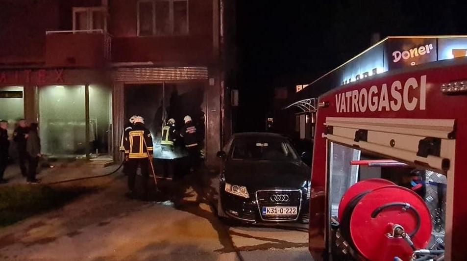 Planula prodavnica u Zenici: Vatrogasci spriječili širenje vatre