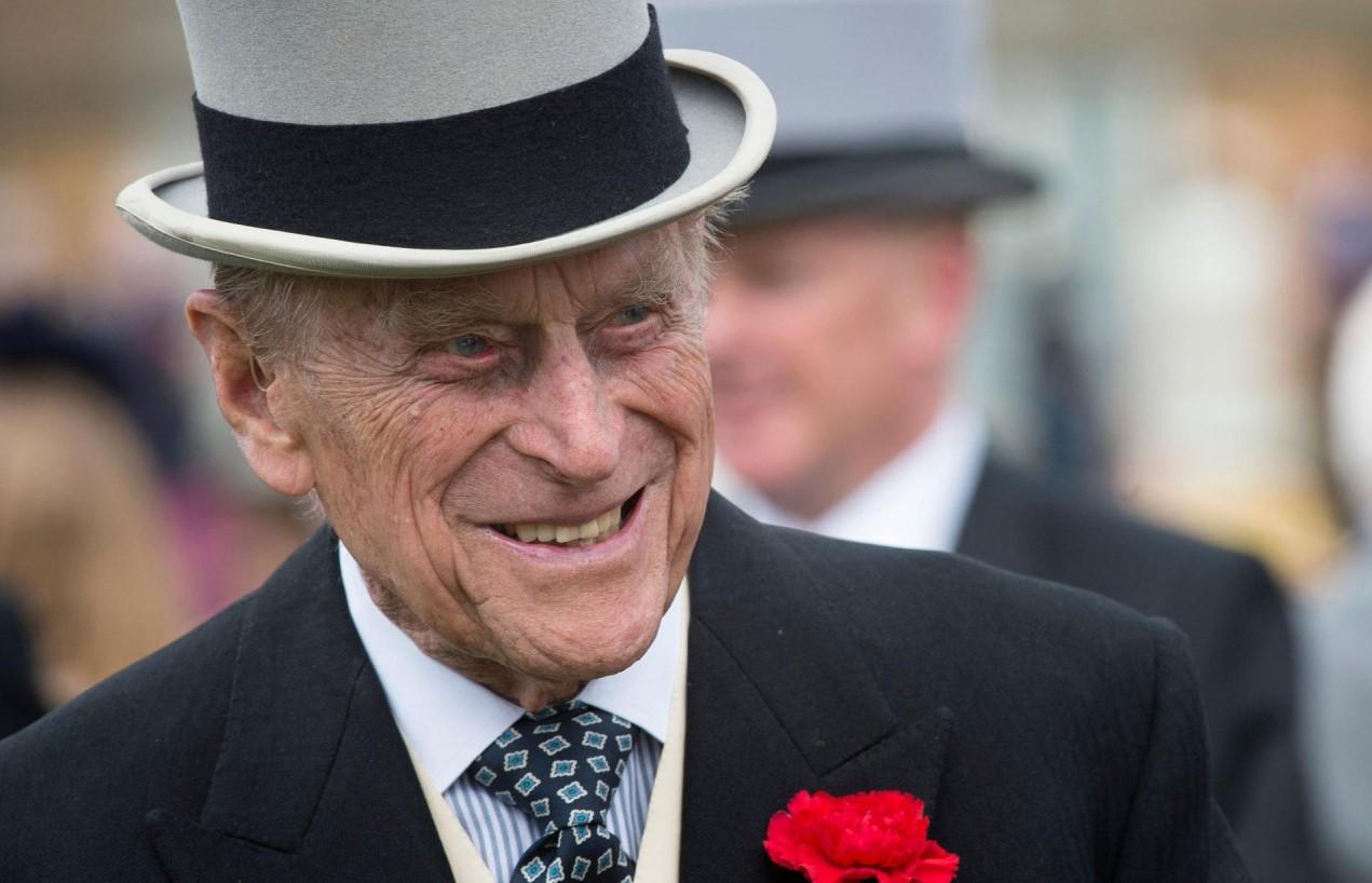 Danas bi bio 100. rođendan princa Filipa, kraljica zasadila ruže nazvane po vojvodi od Edinburga