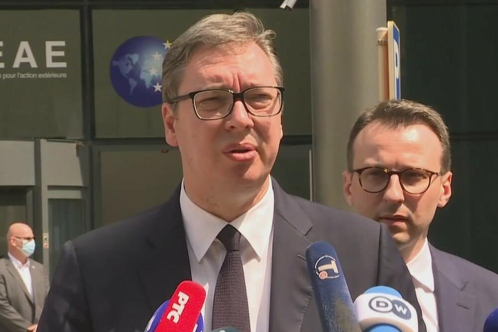 Vučić poslije sastanka s Kurtijem: Tražili su da priznam Kosovo