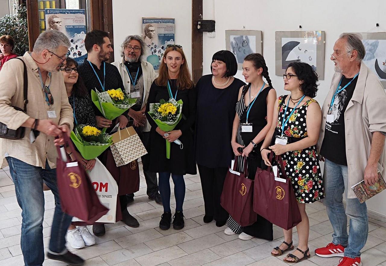 Studentica Ajna Hujdur osvojila drugo mjesto u takmičenju za ilustratore