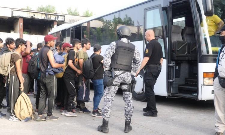 SFA B&H relocates 253 migrants from Krajina Metal facility to the Lipa center