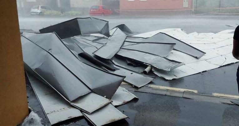 Nevrijeme u Osijeku: Vjetar odnio krov zgrade