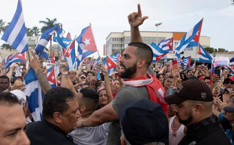 Kubanski predsjednik na okupljanju nakon protesta: Ono što svijet vidi je laž!