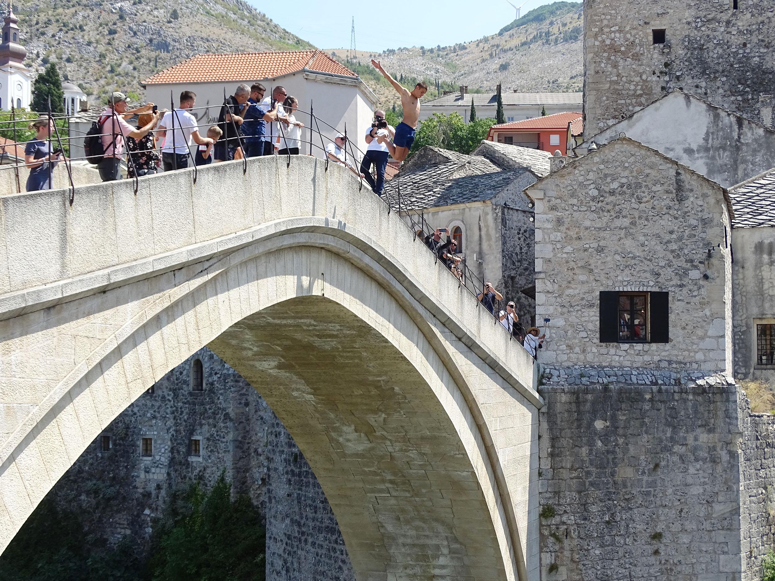 Na skokove sa Starog mosta u nedjelju dolaze skakači iz cijelog regiona