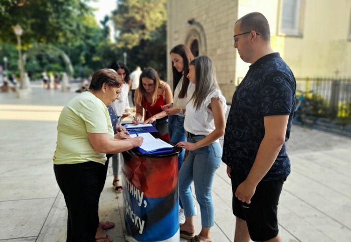 Potpisivanje peticije su organizovali mladi Hercegovine i Trebinja - Avaz