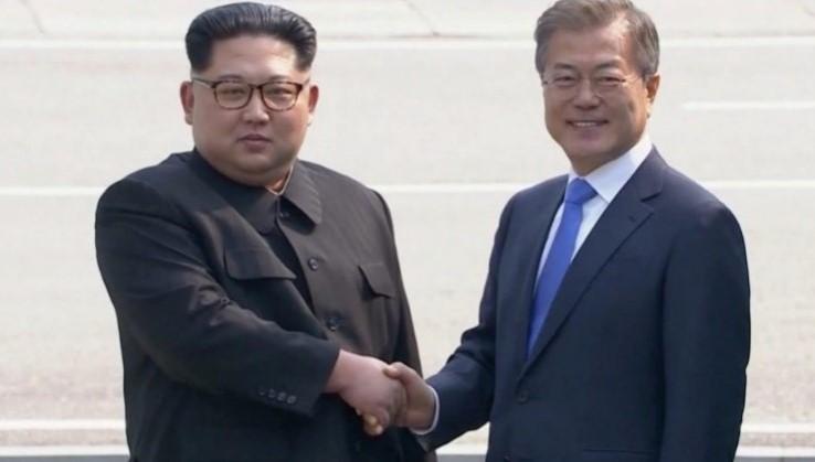 Južnokorejski predsjednik Mun pozvao je na oporavak "vruće linije" i razgovora - Avaz