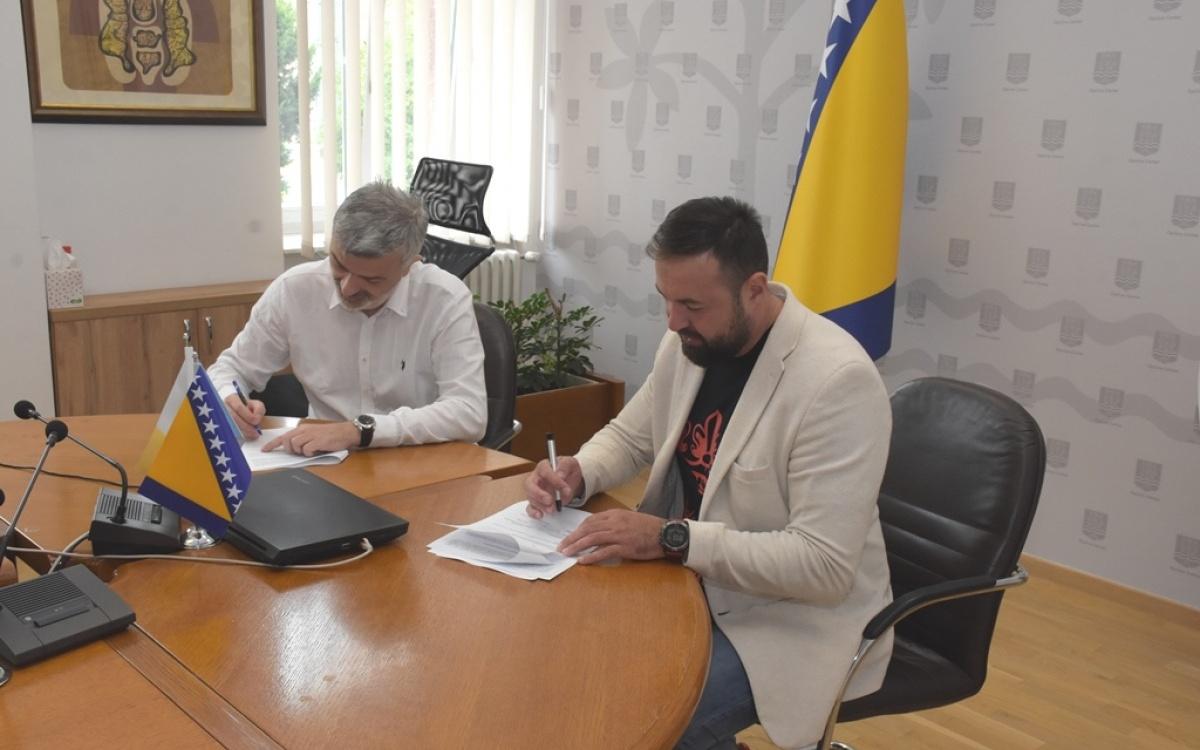 Mandić i Magoda potpisali ugovor o sufinansiranju projekta "Festival u Centru"