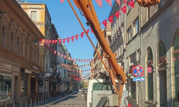 Festivalske zastavice uljepšale centar grada