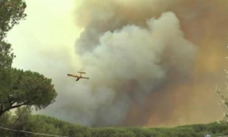 Dva kanadera iz Hrvatske će nastaviti gašenje požara u općini Tomislavgrad