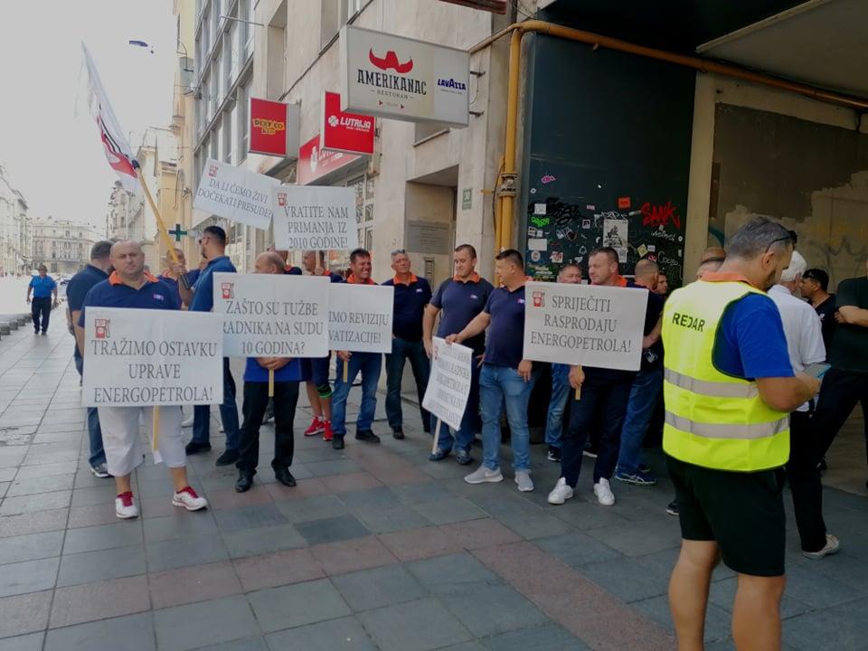 Protest radnika "Energopetrola": Nezadovoljni smo i obespravljeni