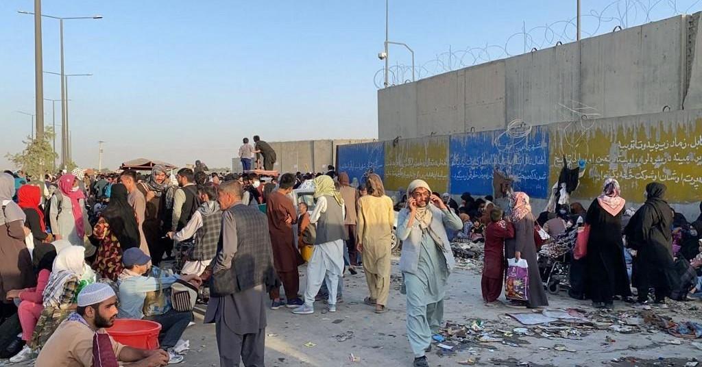 Nakon napada bombaša samoubice na aerodromu, odjeknule još dvije eksplozije u Kabulu