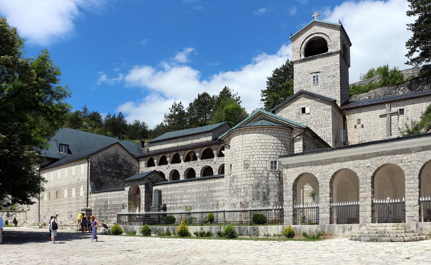 Skupština Cetinja raspravljat će o vraćanju Cetinjskog manastira Crnogorskoj pravoslavnoj crkvi