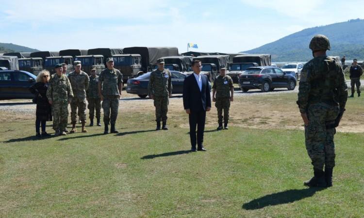 During the tour of the military camp "Manjača", a briefing was held by the director of the exercise, Brigadier Slaven Blavicki, during which the guests were introduced to the dynamics of the SEL-2 assessment - Avaz