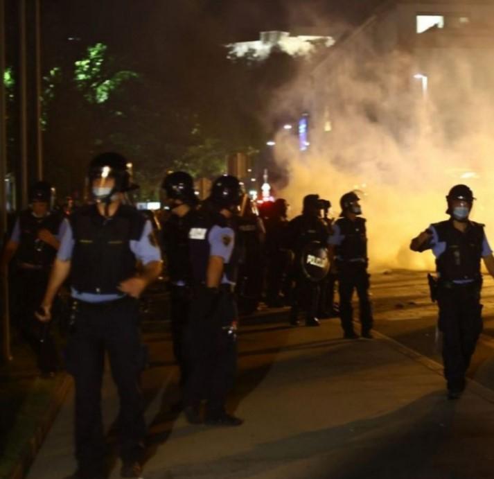 Policija zbog nereda u Sloveniji pozvala rezervni sastav u pomoć