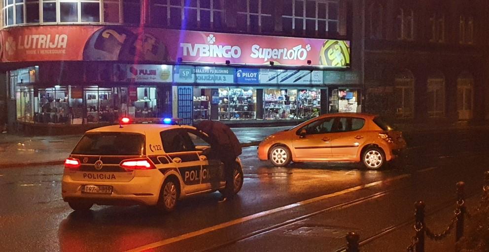 Nesreća u Titovoj ulici, povrijeđena jedna osoba