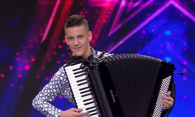 Harmonikaš Husejn Barjaktarević iz Ilijaša oduševio žiri "Supertalenta"