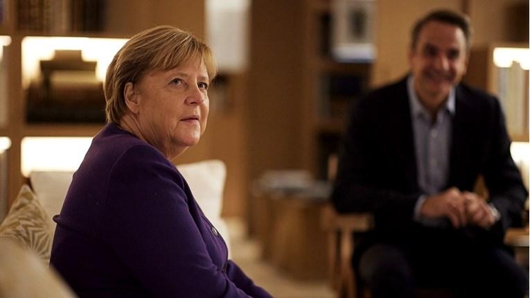Merkel stigla u Grčku, sastala se s premijerom