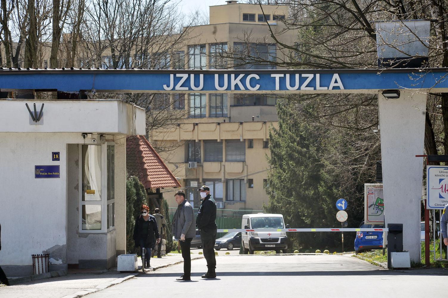UKC Tuzla zbog pogoršanje epidemiološke situacije smanjuje elektivni program za 50 posto