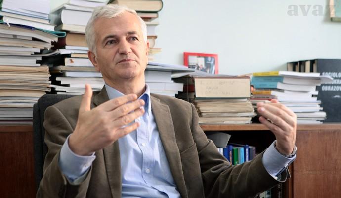 Prof. dr. Salih Fočo za "Avaz": BiH je u pat - poziciji