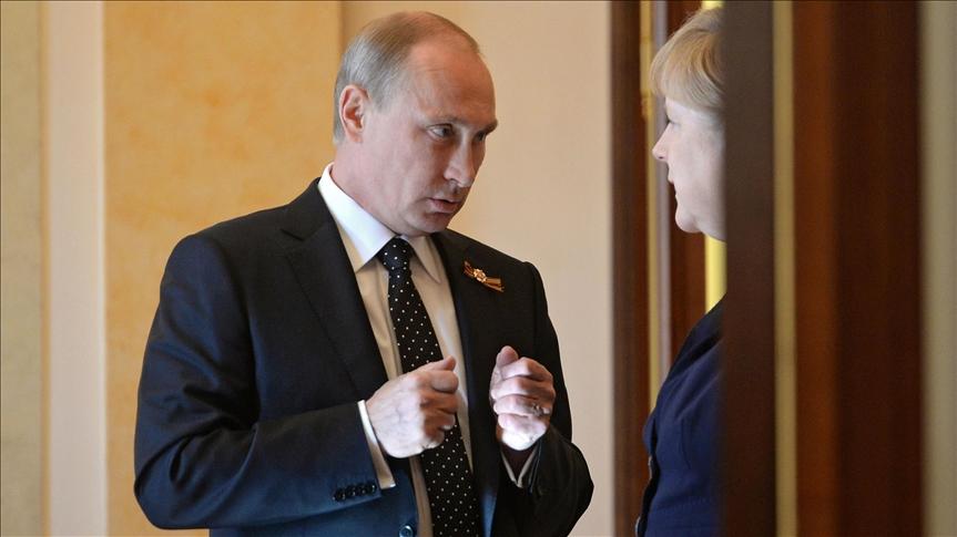 Putin, Merkel hold 2nd phone talk in 2 days about migration crisis on Belarusian-Polish border