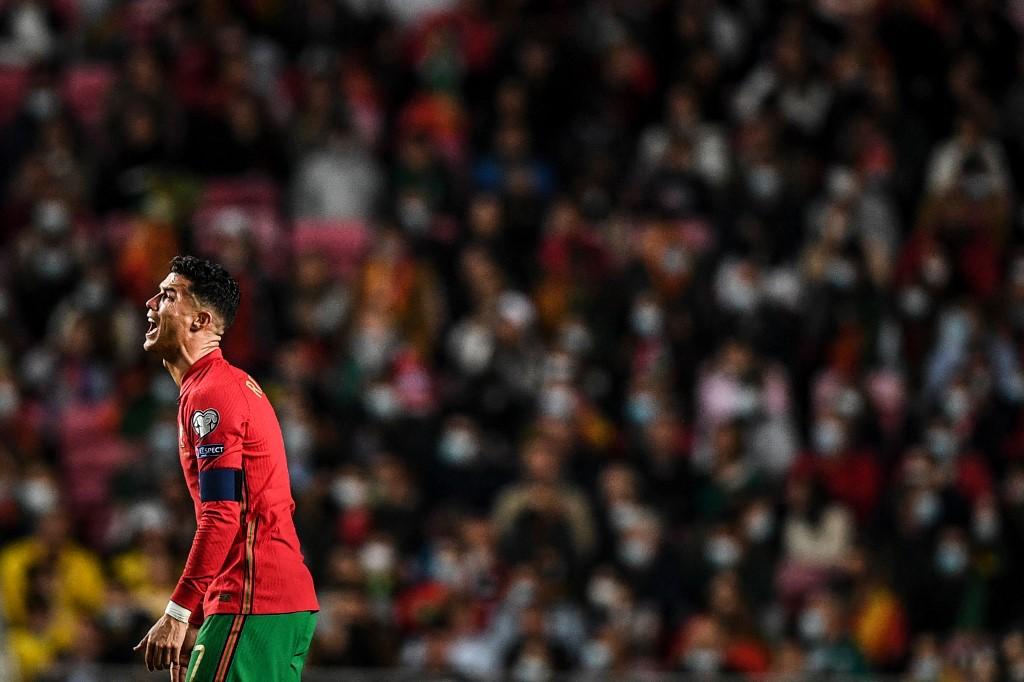 Ronaldo utučen napustio teren - Avaz