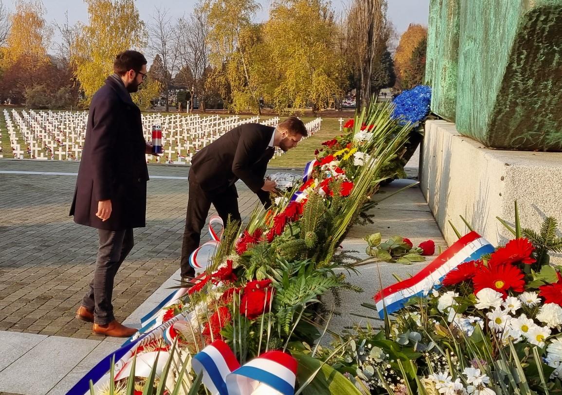 Čengić i Boban odali počast žrtvama u Vukovaru