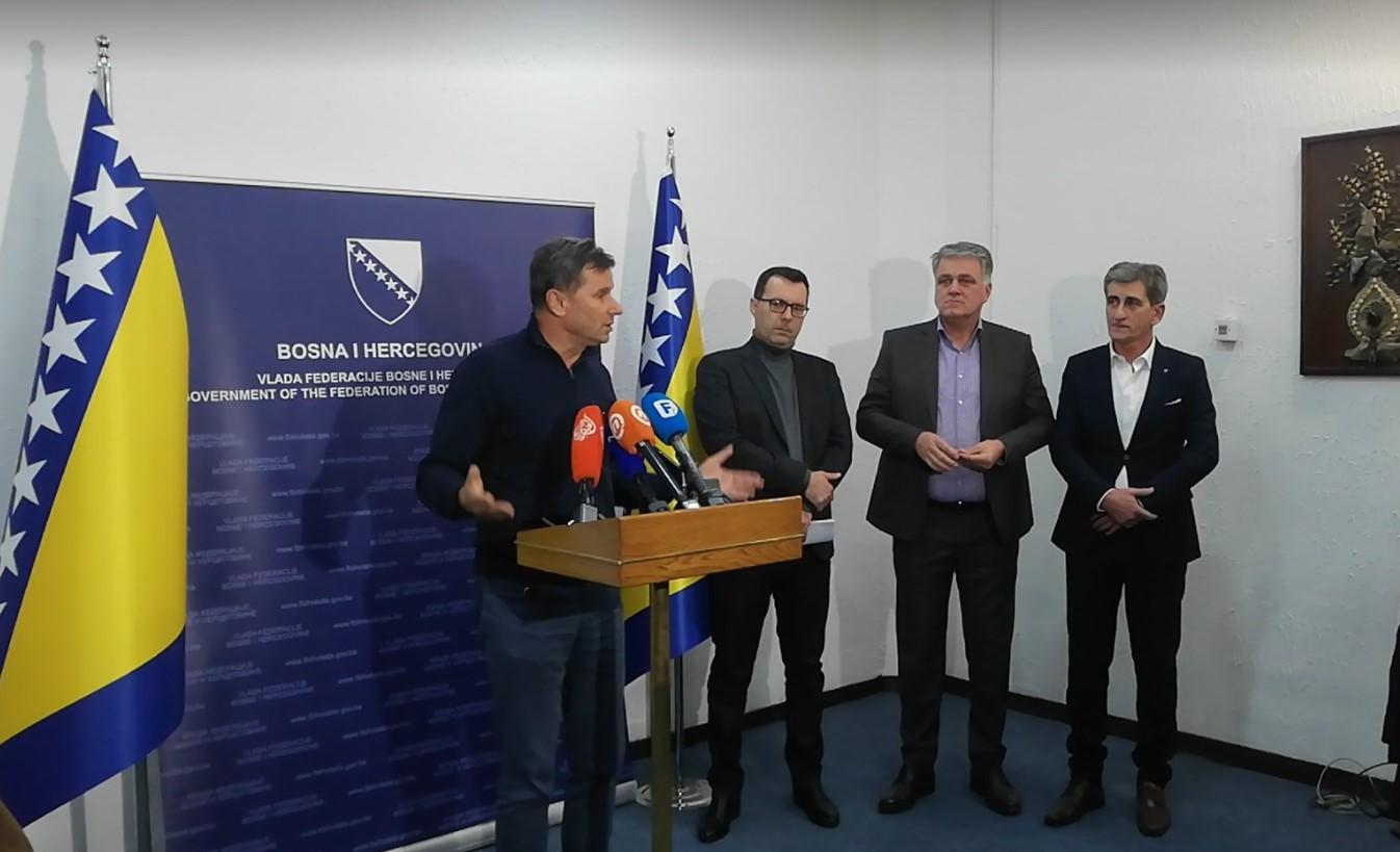 Novalić i Džindić: Plaće rudarima ne smiju biti umanjene ni za jednu marku