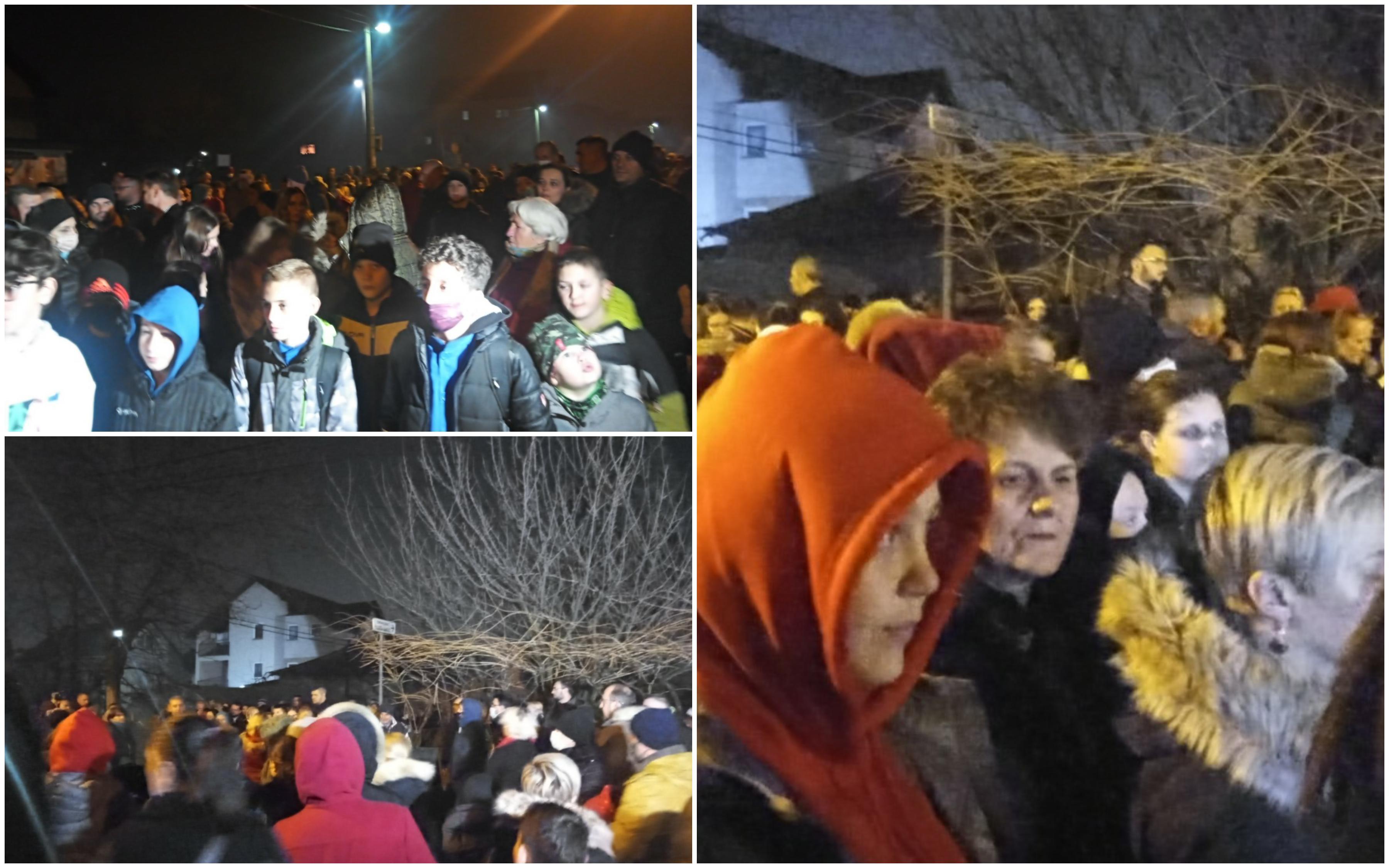 Emotivan video / Roditelji i vršnjaci: Protesti u Sarajevu, na mjestu gdje je sinoć poginuo dječak